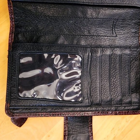 Brighton Wallet Brown Croc Embossed Leather - Picture 7 of 11